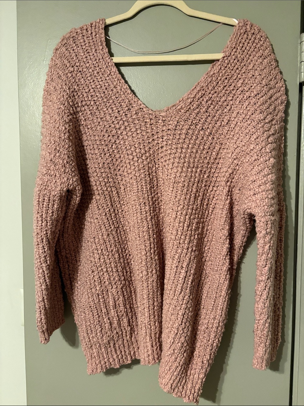 Cozy V-Neck Chunky Knit Sweater - Dusty Rose